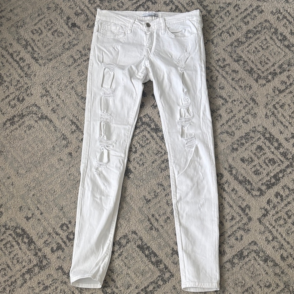 White Distressed | Ripped Women Jeans (size 28)
